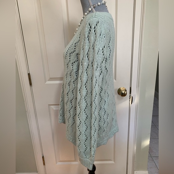Loft cozy knit sweater with scalloped hem detail mint green, size L acrylic/wool - Picture 3 of 6